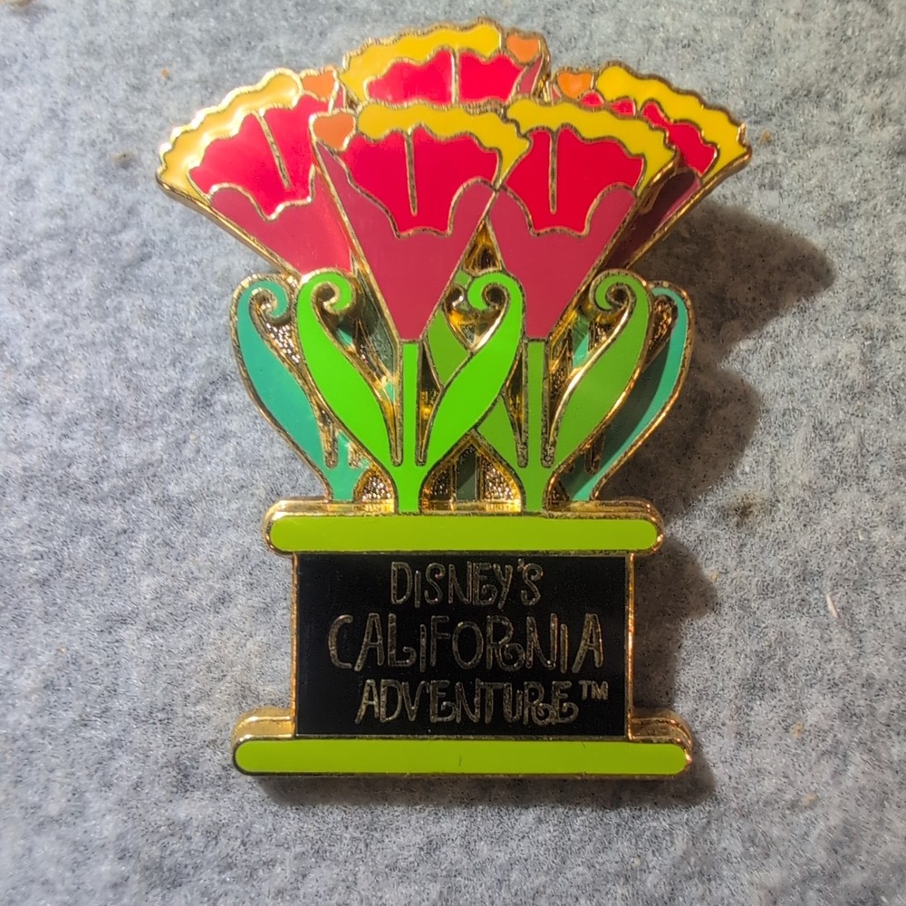 Disney California Adventure Flower Bouquet Enamel Pin Trading 2004 Collector - Picture 1 of 3